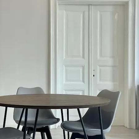 Scandinavian Spacious *