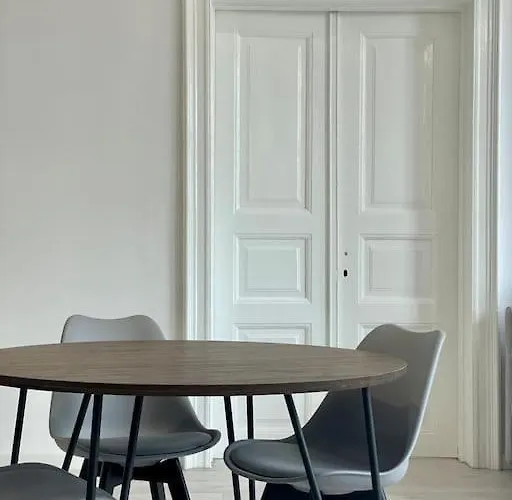 Scandinavian Spacious *